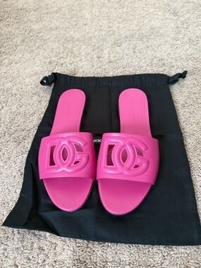 Dolce & Gabbana Hot Pink Leather Slide Sandals